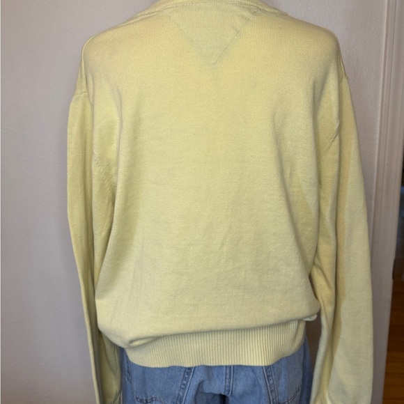 Tommy Hilfiger Women's Soft Yellow V-Neck Sweater - Picture 2 of 4